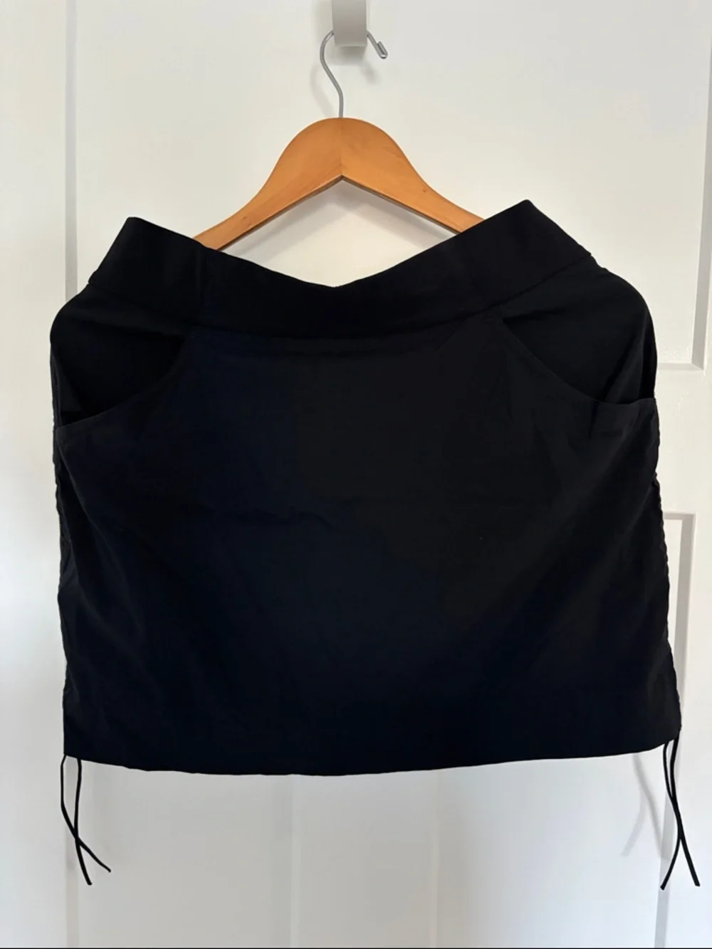 Columbia Black Mini Skort with Side Pockets - Picture 1 of 6